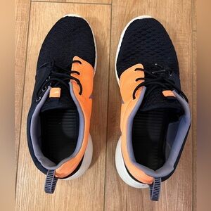 Nike Roshe Run Sneaker Size 13 Men